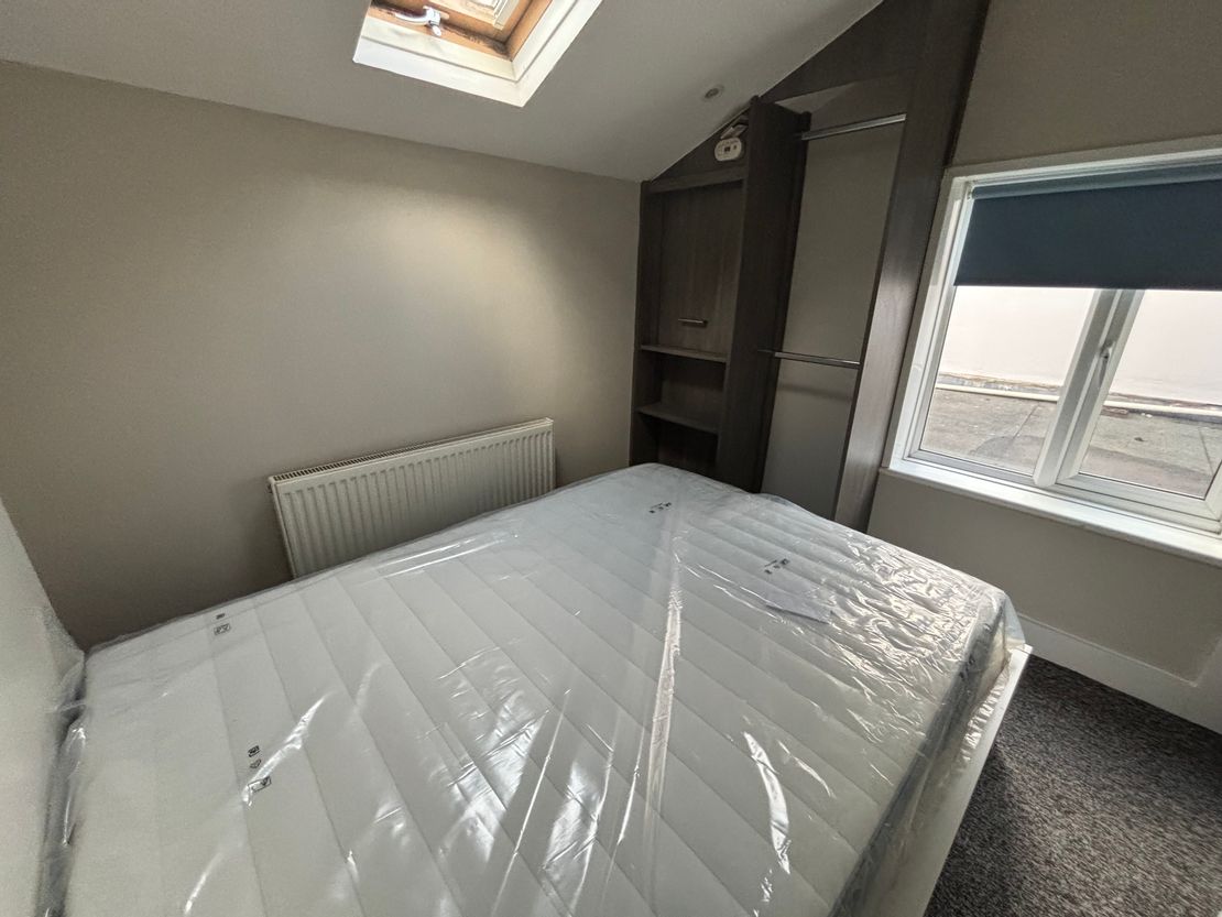 Flat 3, 42-44 Millbrook Road East, Southampton, Hampshire, SO15 1HY