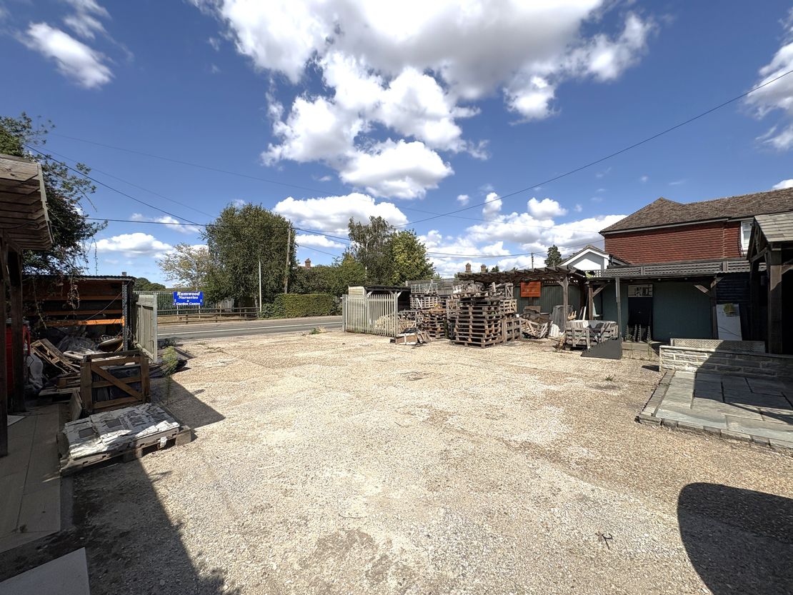 Acorn Yard, Sutton Road, Langley, Maidstone, Kent, ME17 3ND