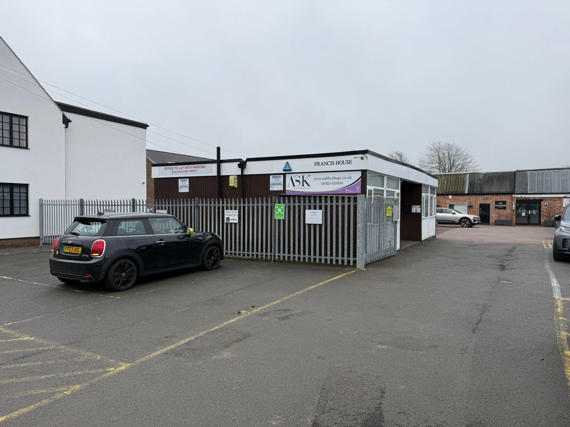 Francis House, Coventry Road, Burbage, Hinckley, LE10 2HL