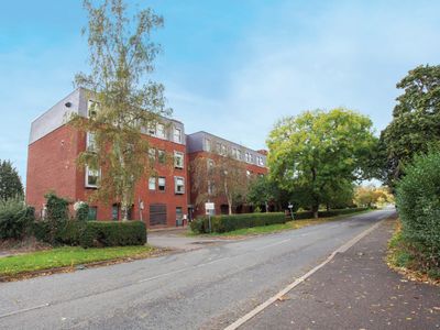 Property Image for Equity House, Irthlingborough Road, Wellingborough, Northamptonshire, NN8 1LT