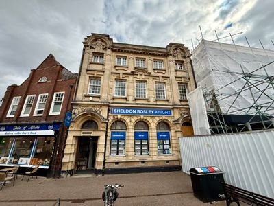 Property Image for 39 Newdegate Street, Nuneaton, Warwickshire, CV11 4ER