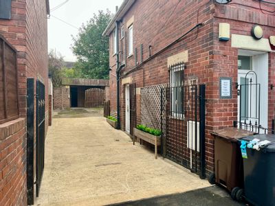 Property Image for 88 Halifax Road, Sheffield, S6 1LH