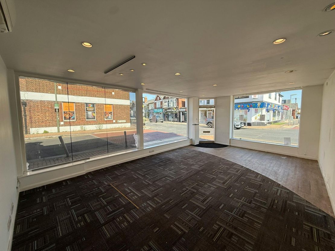 155 Station Road, Addlestone, KT15 2AT