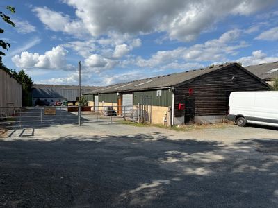 Property Image for Unit 3 Link Farm, Storrington Road (A283), Pulborough, West Sussex, RH20 2EL