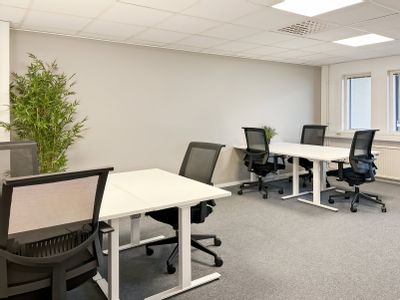 Property Image for Stratford-Upon-Avon, Arden Street, Arden Court, CV37 6NT