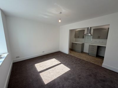 Property Image for Flat 6 Dearne Court House, 155 Wakefield Road, Huddersfield, Scissett, HD8 9HR