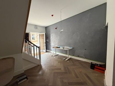 Property Image for 6 Wood Street, Wakefield, WF1 2ED