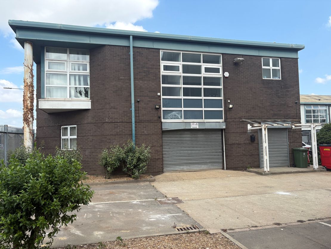 Unit 1, Manor Park, Turpin Lane, Erith, DA8 2AT