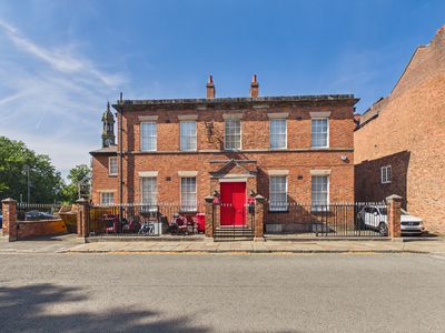 Property Image for Military House, 24 Castle Street, Chester, CH1 2DS