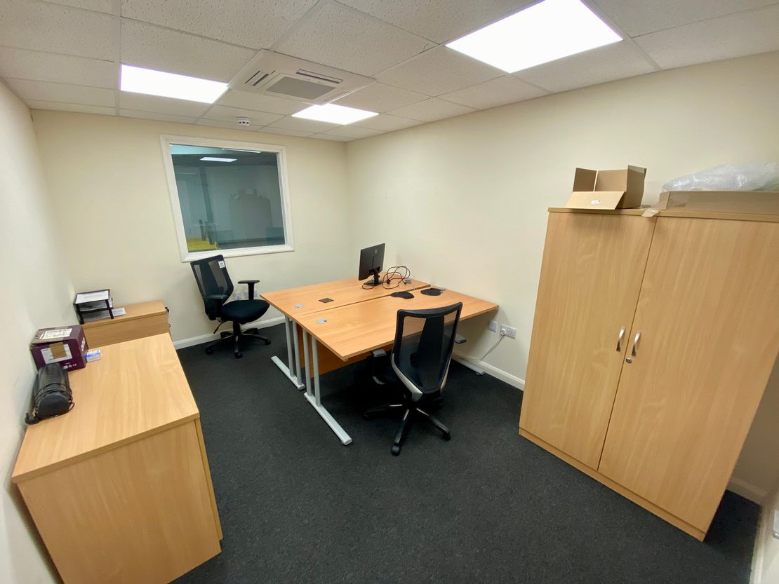 Unit 3, Lantern Commercial Centre, London Road, Flamstead, St. Albans, AL3 8HG