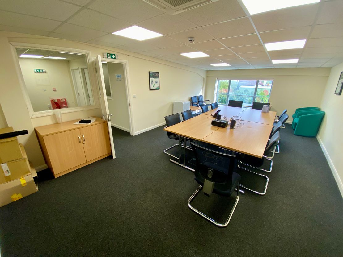 Unit 3, Lantern Commercial Centre, London Road, Flamstead, St. Albans, AL3 8HG