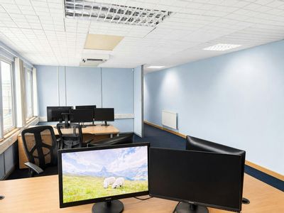 Property Image for 16-17 Oakwood Industrial Centre, South Road, Harlow, CM20 2AR
