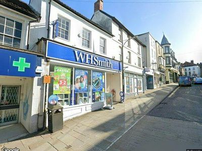 Property Image for 16 High Street, Cas-Gwent, NP16 5LQ