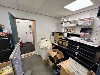 Property Image for 1 Reading Road, Pangbourne, Reading, Berkshire, RG8 7LR