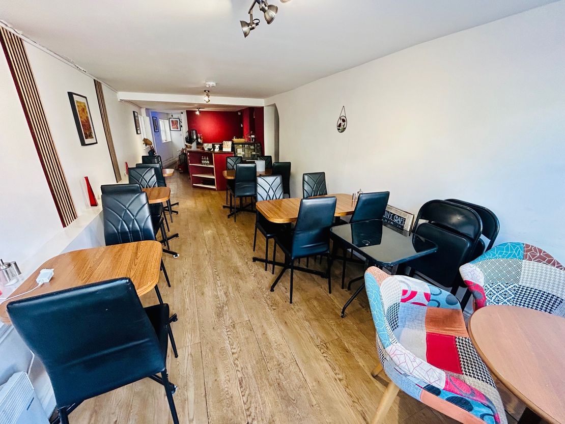 15 The Broadway, Newbury, West Berkshire, RG14 1AS