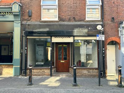 Property Image for 46 High Town Road, Luton, LU2 0DE