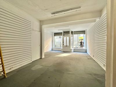 Property Image for 46 High Town Road, Luton, LU2 0DE