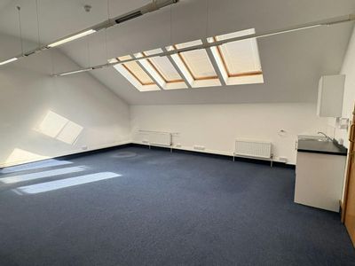 Property Image for Unit 13B, Chiltern Court, Asheridge Road, Chesham, HP5 2PX
