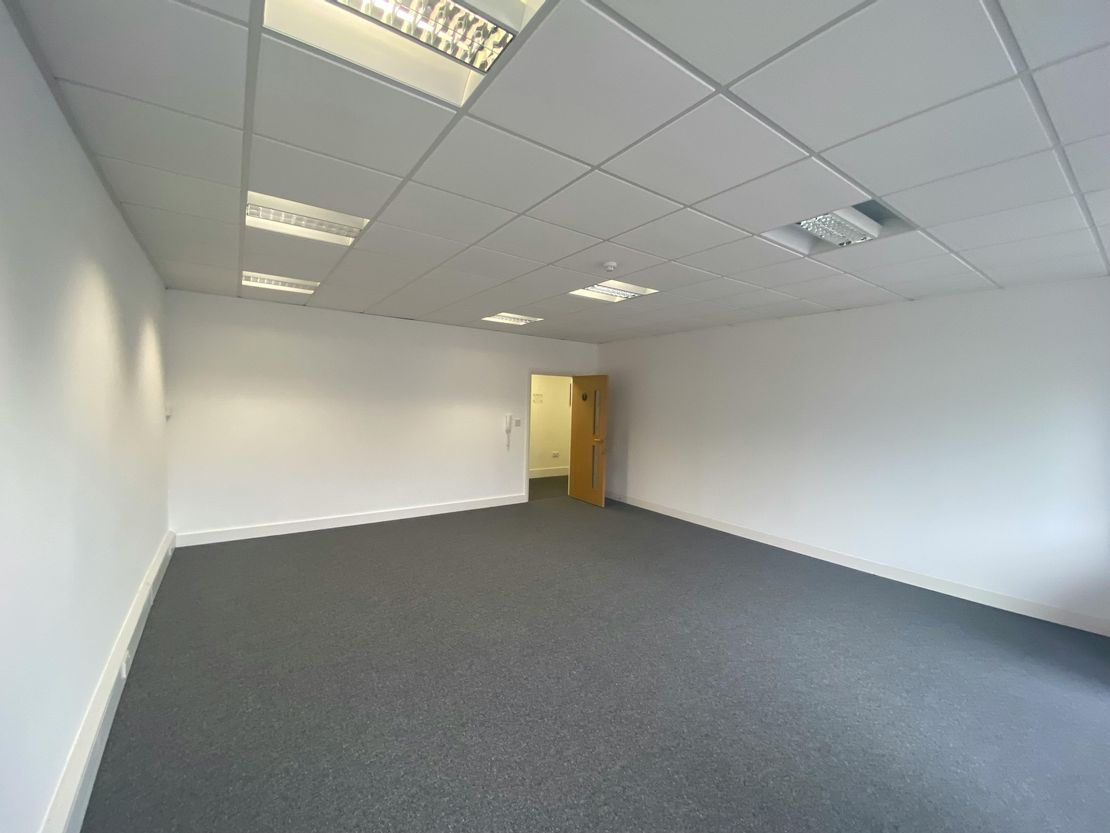 North Lane House, North Lane, Leeds, LS6 3HG