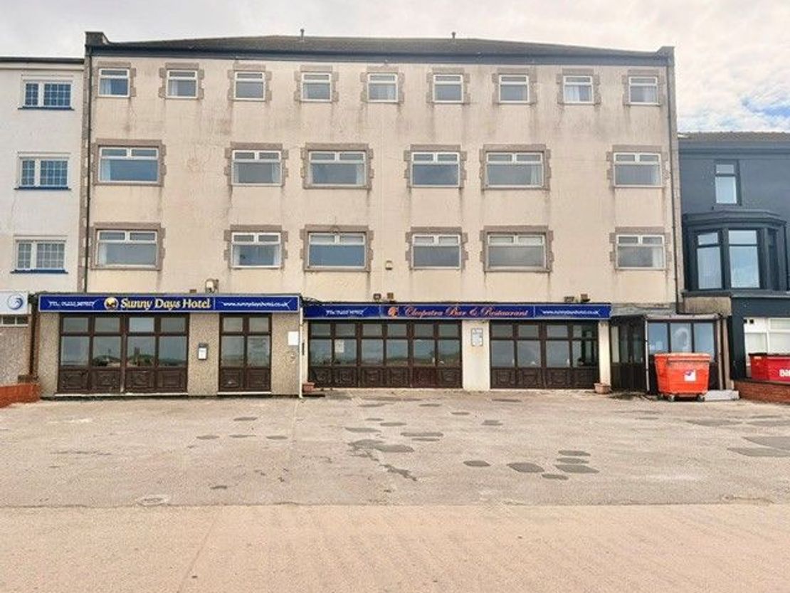 Sunny Days Hotel, 391-395, Promenade, Blackpool, FY1