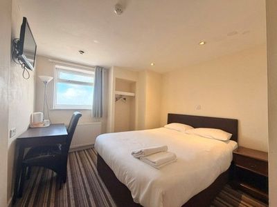 Property Image for Sunny Days Hotel, 391-395, Promenade, Blackpool, FY1
