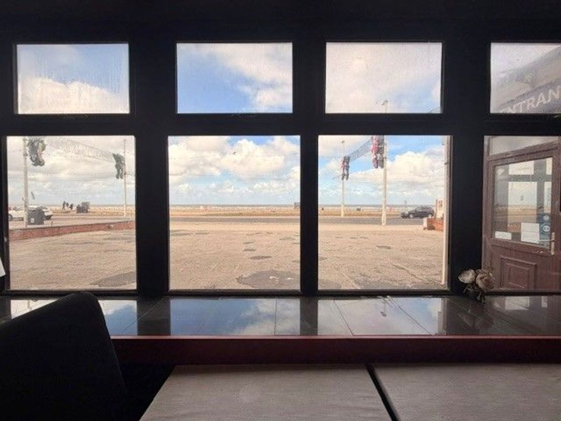 Sunny Days Hotel, 391-395, Promenade, Blackpool, FY1