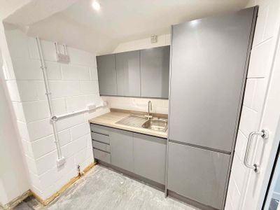 Property Image for 67 Riverside Estate, Sir Thomas Longley Road, Medway City Estate, Rochester, Kent, ME2 4BH