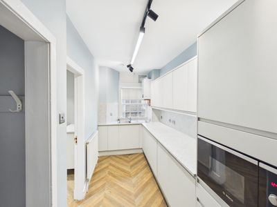 Property Image for 1 South Tay Street, Dundee, Angus, DD1 1NU