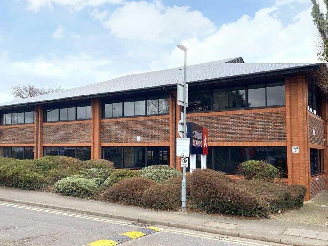 3 Wintersells Road, Byfleet, West Byfleet, KT14 7LF