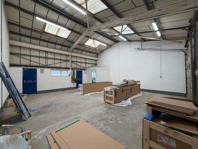 Property Image for Unit 15, Acacia Close, Cherrycourt Way, Leighton Buzzard, LU7 4QE