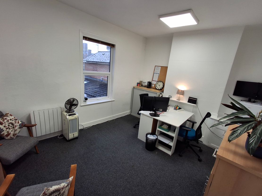Room 10 Tavistock Yard, 58 Tavistock Street, Bedford, Bedfordshire, MK40 2RD