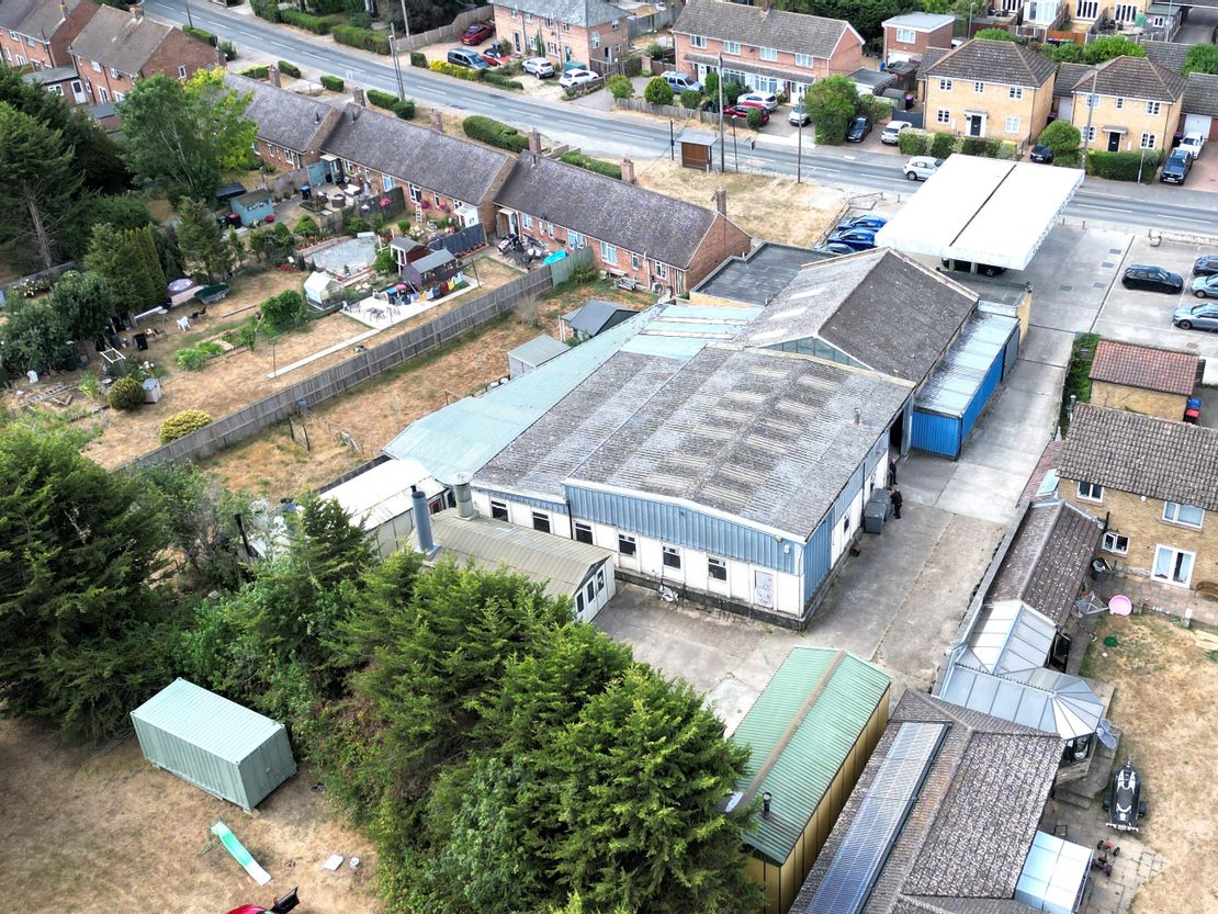 Boars Tye Garage, Boars Tye Road, Silver End, Witham, Essex, CM8 3PN
