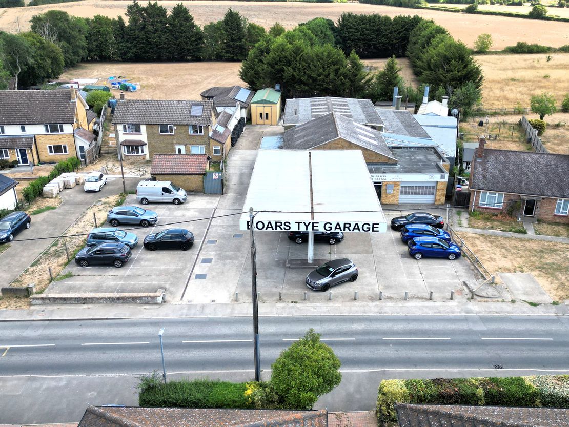 Boars Tye Garage, Boars Tye Road, Silver End, Witham, Essex, CM8 3PN