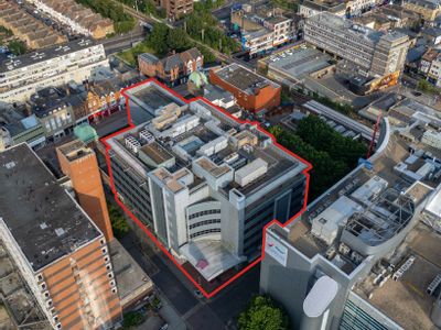 Property Image for Gateway Building, 10 Elmer Approach, Southend-on-Sea, SS1 1LW