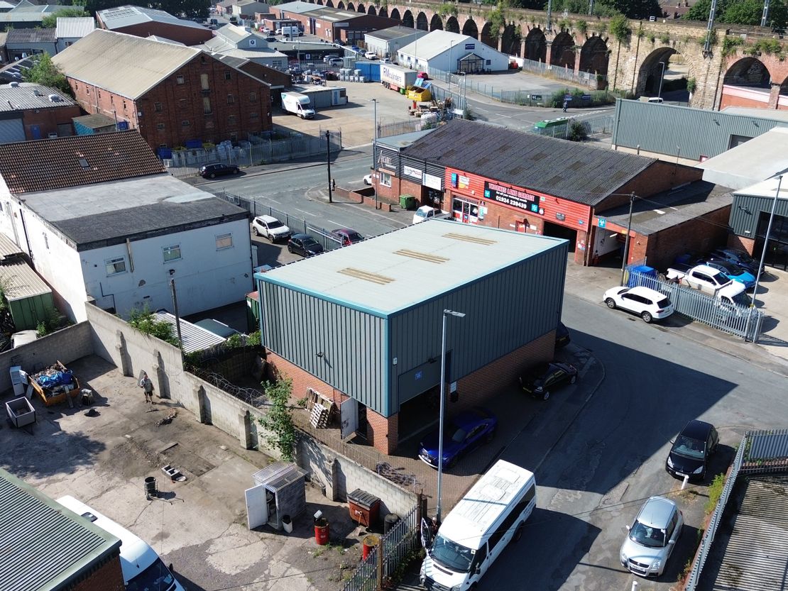 Unit 3, Russell Street, Wakefield, Wakefield, WF1 5QS