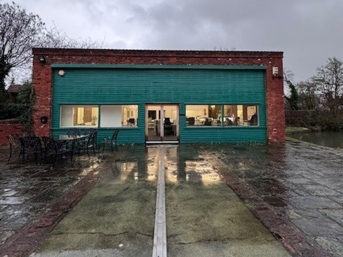 Little Bassetts Farm, Magpie Lane, Little Warley, Brentwood, Essex, CM13 3EA