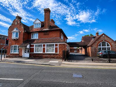 Property Image for Badger House, Salisbury Road, Blandford Forum, Dorset, DT11 7QD