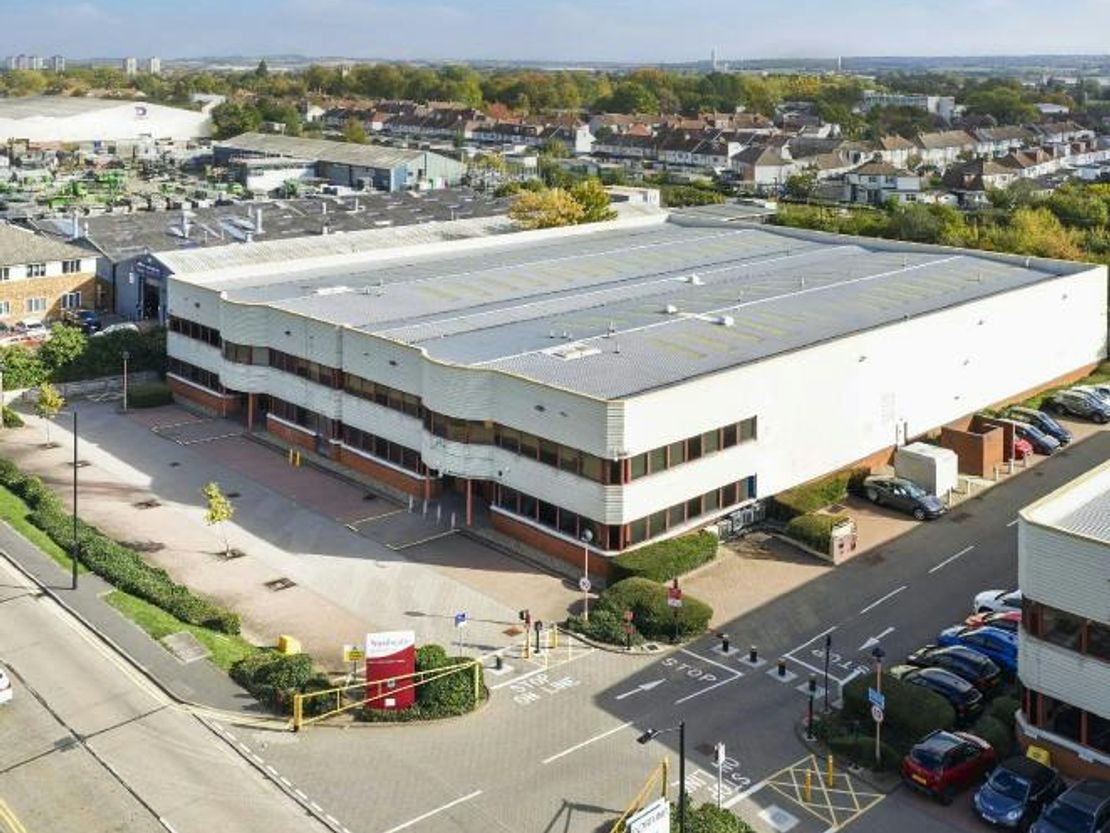 1/2 Northgate Business Centre, Enfield, EN1 1FQ