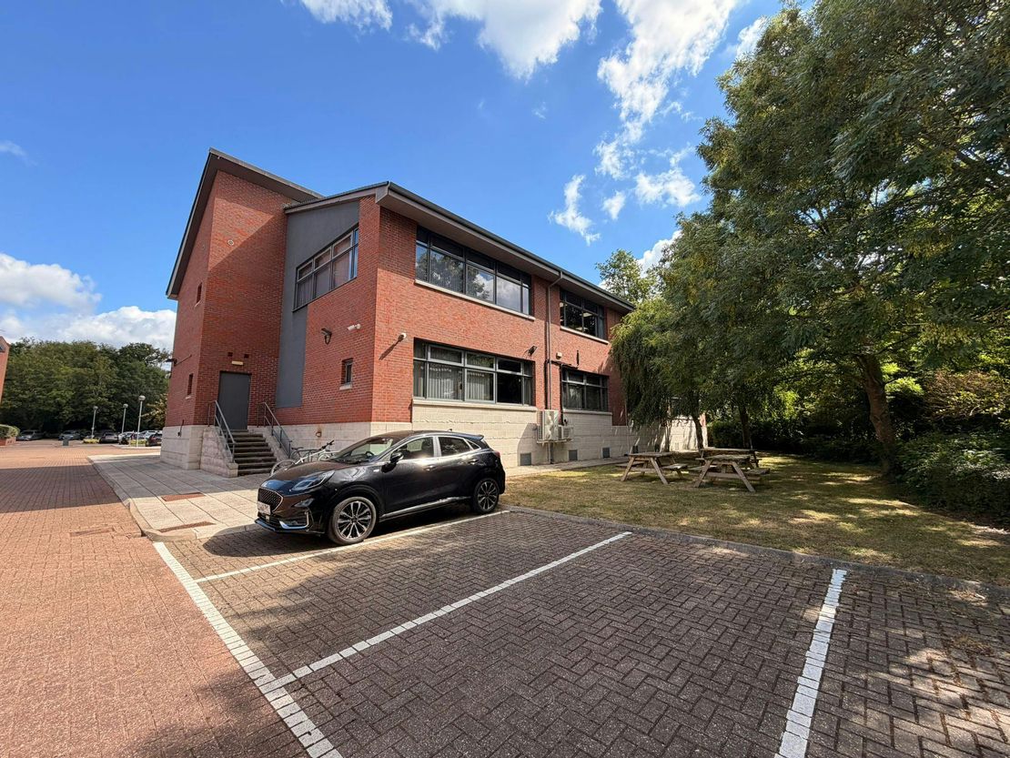 Q-Sys House, Thorpe Lea Road, Egham, TW20 8HE
