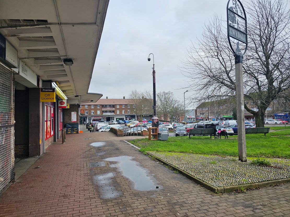 2 Twydall Green, Gillingham, Kent, ME8 6JY