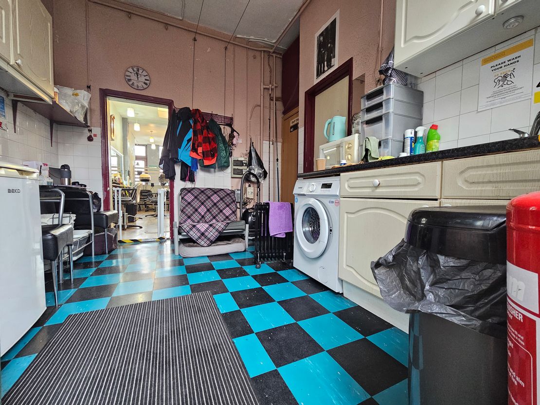 2 Twydall Green, Gillingham, Kent, ME8 6JY