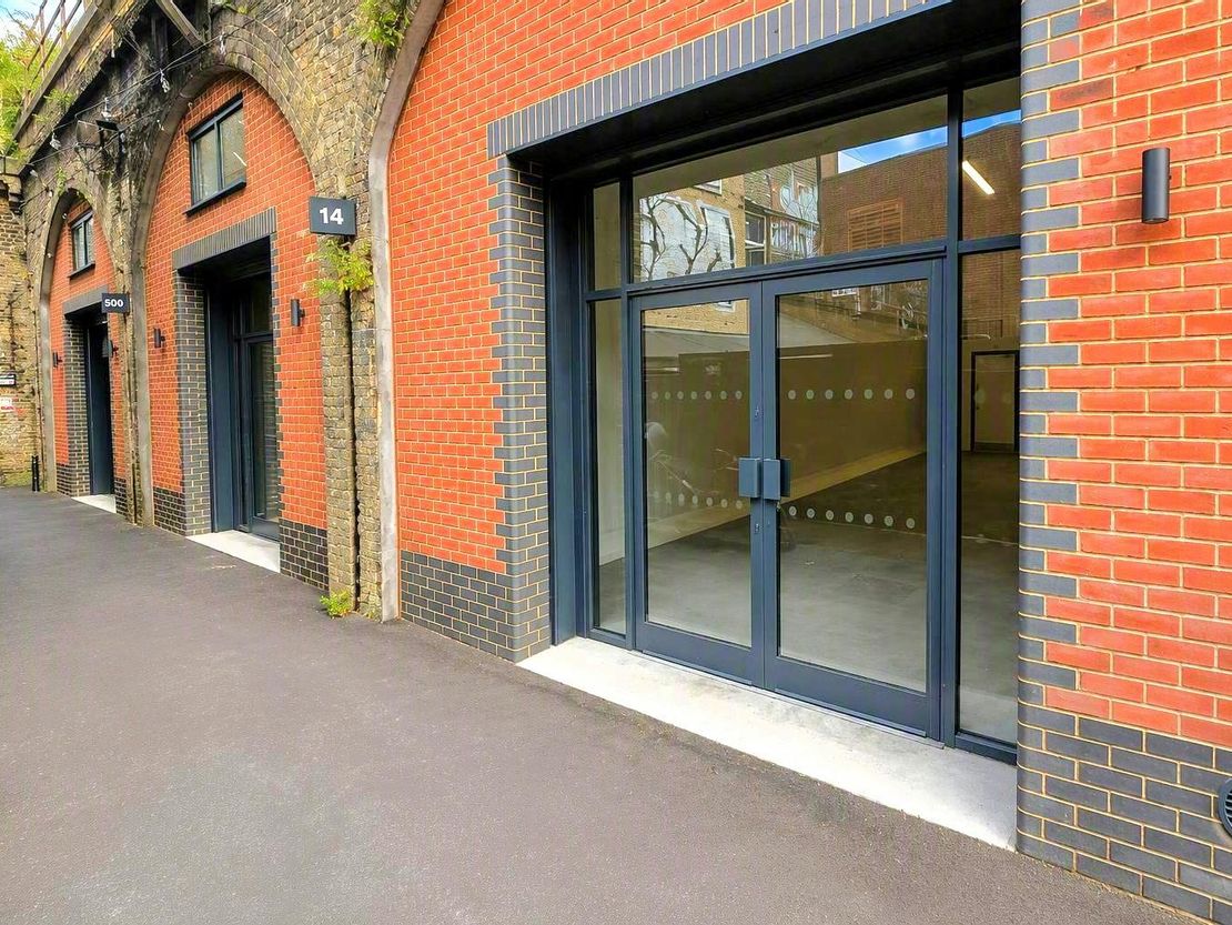 Arch 13, Gales Gardens, Bethnal Green, London, E2 0EJ