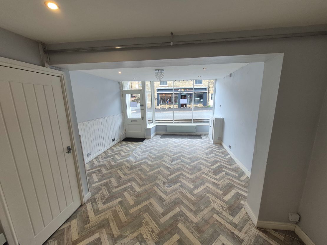 24 High Street East, Glossop, Derbyshire, SK13 8DA