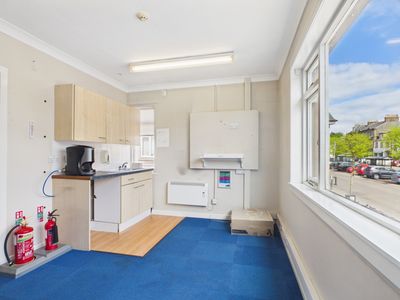 Property Image for 8 High Street, Moffat, Dumfries And Galloway, DG10 9EX
