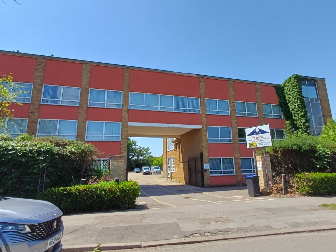 Glover Heights, Suites 6, 35-37 Bury Mead Road, Hitchin, Hertfordshire, SG5 1RT