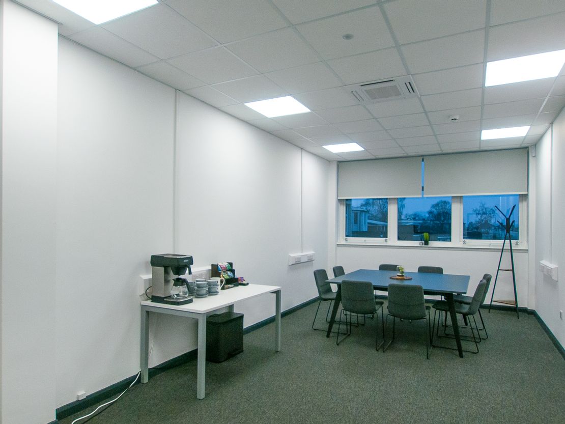 Business Lodge - Heron House, 120 Grove Road Heron Cross, Stoke On Trent, Staffordshire, ST4 4LX