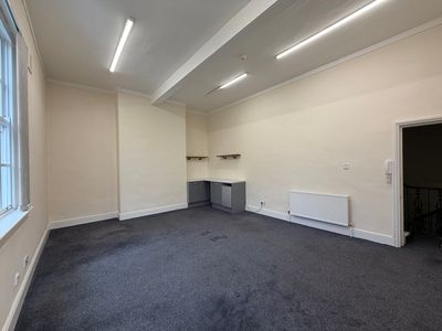 Property Image for Suite 5 8-10 South Parade, Wakefield, West Yorkshire, WF1 1LR