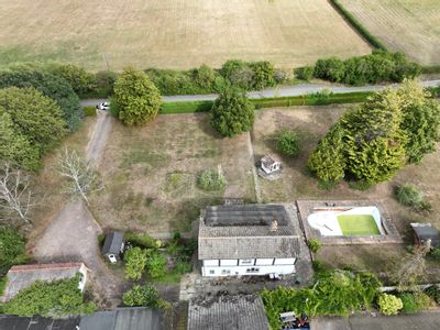 Property Image for Hillview, Oxford Road, Horndon-On-The-Hill, Stanford-Le-Hope, Essex, SS17 8PX