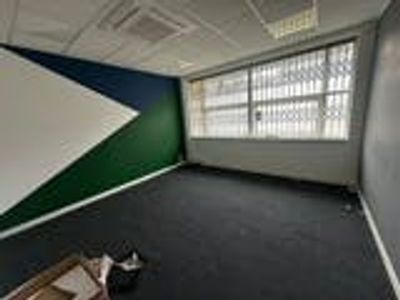 Property Image for 150 Edinburgh Avenue, Slough, SL1 4SS