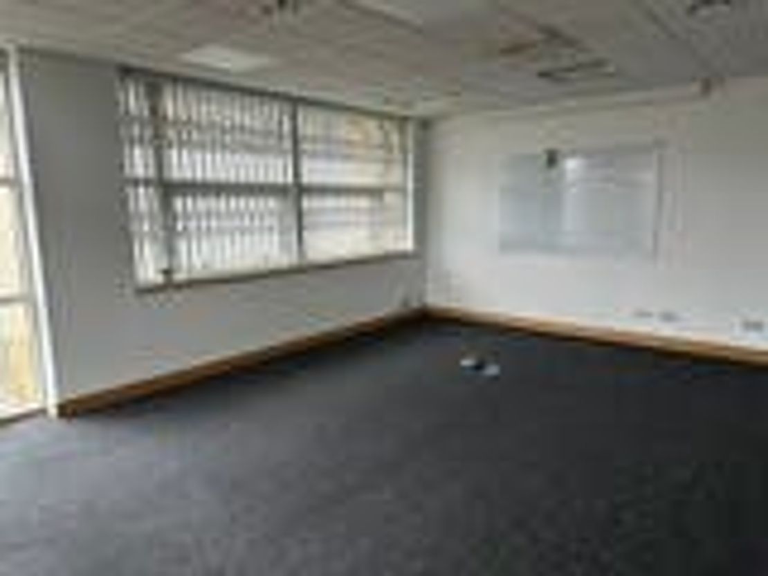 150 Edinburgh Avenue, Slough, SL1 4SS